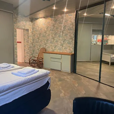 Zentralflat *